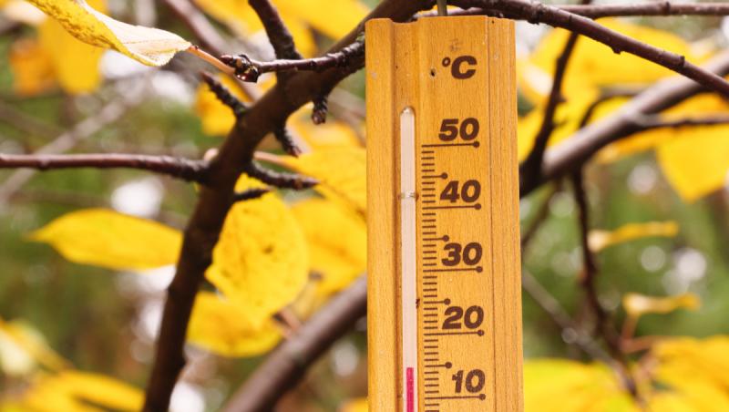 Temperaturi scăzute și ploi în România. Cum se schimbă vremea în următoarele patru săptămâni