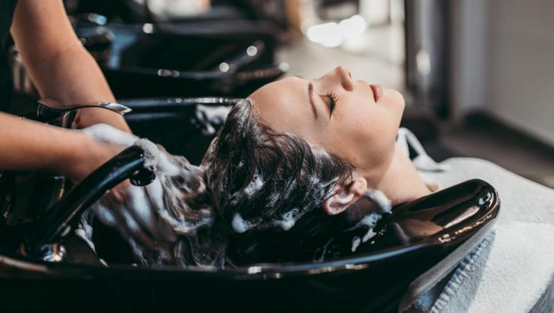 Un salon din Capitală percepea tarife de 2.000 de euro. ANAF a intrat pe fir