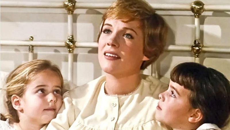 Pe 1 octombrie 1935 s-a născut actriţa engleză Julie Andrews