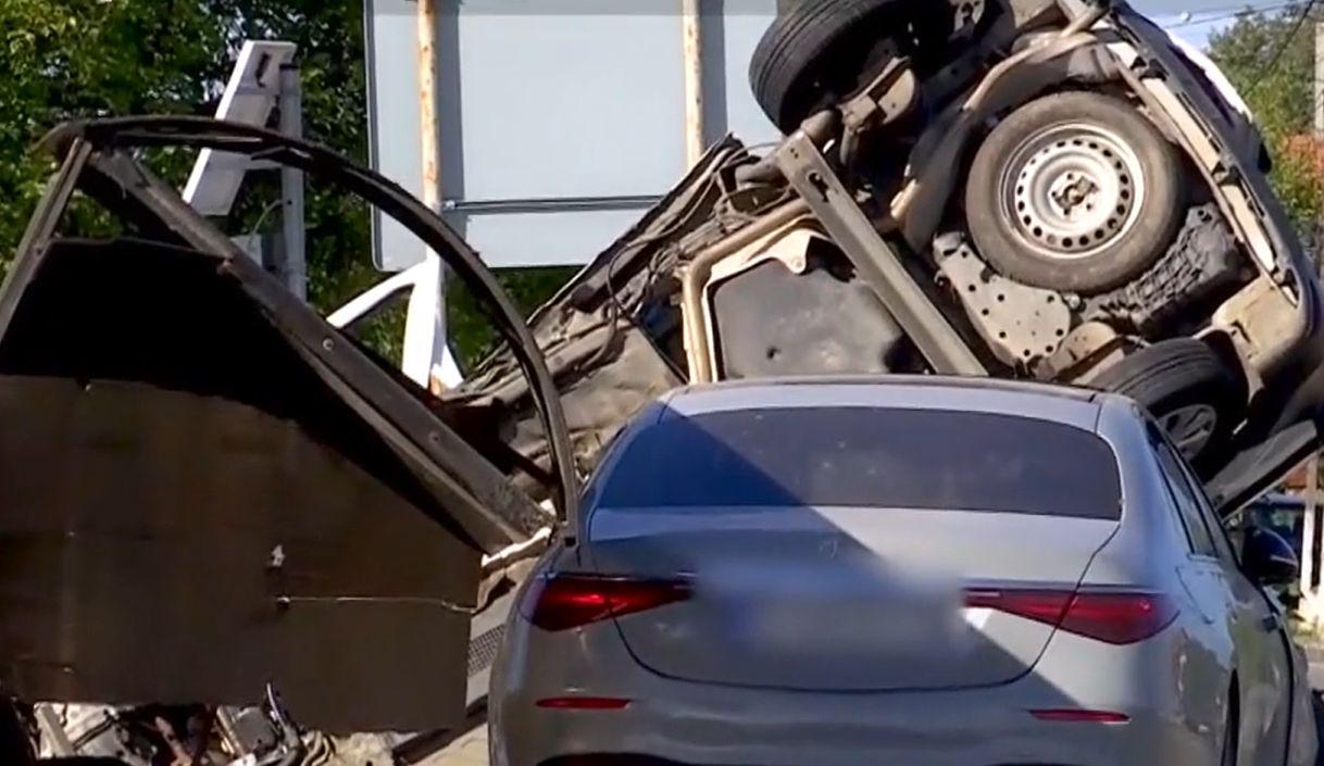 O depășire riscantă s-a încheiat cu moartea unui bărbat de 35 de ani în Băleşti. "100 de metri s-a dus"