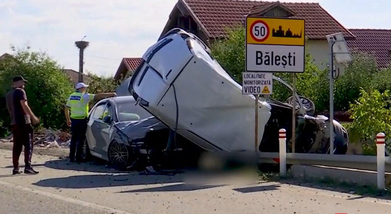 O depășire riscantă s-a încheiat cu moartea unui bărbat de 35 de ani în Băleşti. "100 de metri s-a dus"