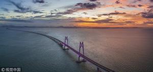 Se deschide cel mai lung pod din lume, peste Marea Chinei de Sud. Are 35 de km