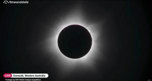 Imagini spectaculoase cu eclipsa solară hibridă, vizibilă în nord-vestul Australiei. Fenomenul rar va mai apărea în anul 2164