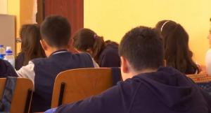 Şcolile din Bucureşti şi câteva judeţe, închise vineri, 5 octombrie. Luni, elevii din Capitală vor învăţa după un program modificat
