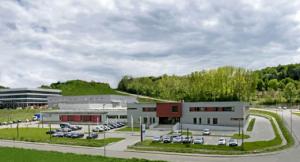 (P) Parteneriat pentru energie verde în Cluj: Terapia și EnergoBit încep construcția unei stații fotovoltaice cofinanțată prin PNRR