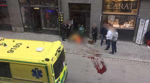 Atac terorist la Stockholm! Sunt cel puțin PATRU MORȚI, spulberaţi de un TIR! Atacatorul este liber