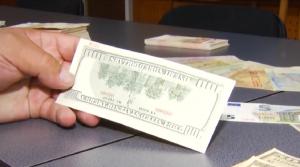 Reţea de falsificatori de bancnote, anihilată de poliţiştii de la DIICOT
