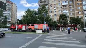 Explozie într-un bloc din Sectorul 4 din Capitală. 40 de persoane au fost evacuate
