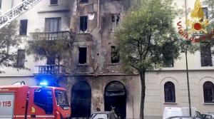 O familie întreagă a murit într-un incendiu izbucnit într-o clădire din Milano. Cei trei nu au mai reuşit să iasă din casă