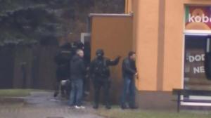 Atac armat soldat cu nouă morți într-un restaurant din estul Cehiei
