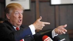Ce ascund gesturile controversate ale lui Donald Trump? O echipă de specialişti în limbajul corpului au analizat riguros mimica preşedintelui american!