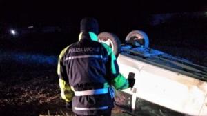 Român lovit mortal şi abandonat pe marginea drumului, în Italia! Şoferul s-a răsturnat cu maşina, apoi a fugit de la locul accidentului (Imagini dramatice)