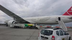 Aterizare de urgenţă pe Aeroportul Otopeni! Un zbor al companiei Turkish Airlines a fost direcţionat pe aeroportul din Capitală