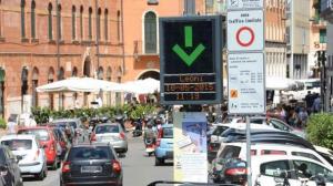Anunţ important pentru românii din Italia! Un judecător din Modena a luat o decizie care vizează toţi cetăţenii europeni din Peninsulă