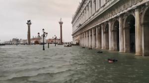 Tornade devastatoare au lovit Italia, oraşe aproape în ruine (Video)