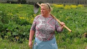 Donald Trump are o sosie. O cheamă Dolores şi e fermieră în Spania. Femeia seamănă perfect cu preşedintele american