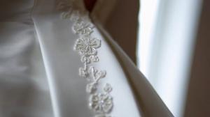 Povestea rochiei de mireasa creată de Parlor pentru Alina Binder, mireasa Principelui Nicolae (Video)
