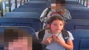 Se adânceşte misterul dispariţiei Mădălinei, fetiţa de 11 ani despre care nu se mai ştie nimic de mai bine de o lună. Părinţii obligaţi să îşi predea paşapoartele