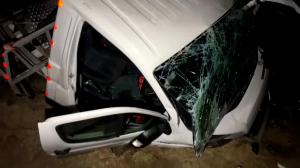 Accident teribil cu români, pe autostrada M5 din Ungaria. Bucăţi din două microbuze s-au împrăştiat pe şosea, după un impact devastator