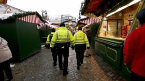 "Risc uriaș" de atentate teroriste în Europa în perioada sărbătorilor. UE alocă bani pentru securitatea târgurilor de Crăciun din marile orașe
