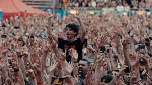 Trupa Guns'n Roses, încântată de fanii români. Imagini cu momentele memorabile din timpul concertului postate pe siteul grupului