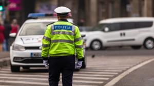Şpaga cerută de un poliţist din Mehedinţi unei femei prinse drogată la volan. Şoferiţa făcuse şi accident