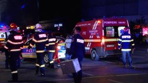 "O maşină e daună totală". Accident teribil azi noapte în Piaţa Unirii, după ce un microbuz plin cu nepalezi a trecut pe roşu. 12 oameni au ajuns la spital