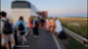 Impact cumplit între un autocar cu 42 de copii ucraineni şi un TIR, în Constanţa. Planul roşu de intervenţie, activat: 13 minori, răniţi