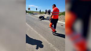 Trei morţi la Şcheia, în Iaşi, după ce un motociclist a izbit un pieton, apoi s-a înfipt într-un cap de pod