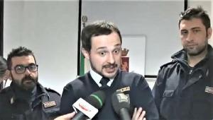Carabinierii din Piacenza au trăit spaima vieţii, după ce au oprit un bolid Toyota în care se aflau 2 români (Video)