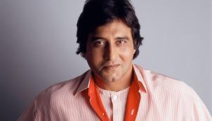 A MURIT unul dintre cei mai renumiţi actori de la Bollywood. Starul devenise de nerecunoscut din cauza bolii de care suferea (VIDEO)