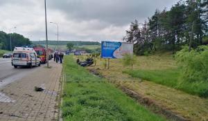 Elev de liceu cu permis de nici o lună, cu doi colegi în maşină, accident cumplit la Cornişa, în Botoşani