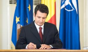 Patriciu Achimaş-Cadariu a demisionat din funcţia de ministru al Sănătăţii. Premierul Dacian Cioloş i-a acceptat demisia