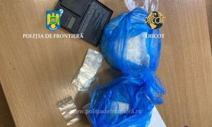 Maramureşean, arestat după ce a fost prins cu jumătate de kg de droguri în maşină, la Vişeu de Sus. Valoarea pe piaţă a capturii, 53.000 de lei
