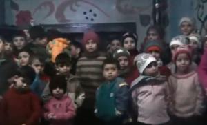 TULBURĂTOR! Copiii sirieni rămaşi orfani în urma luptelor din Alep cer CU DISPERARE să fie salvaţi (VIDEO)