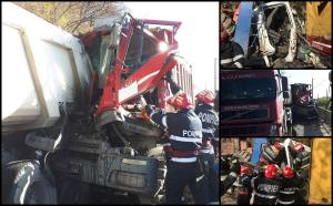 Cinci TIR-uri și camioane s-au ciocnit pe DN7, între Deva și Nădlac. Un om a murit, un altul e grav rănit. Imagini dramatice