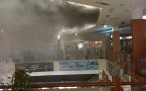 INCENDIU la mall Băneasa! Complexul comercial a fost EVACUAT, pompierii intervin la faţa locului