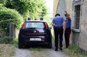 Un român şi-a ucis cu sălbăticie soţia, după care şi-a pus capăt zilelor, în Italia. Bărbatul suferea de o afecţiune psihică şi urma tratament