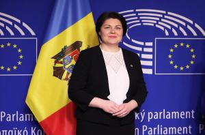 Moldova a rămas fără Guvern cu războiul la graniţă. Natalia Gavrilița și-a dat demisia. Cine este Dorin Recean, noul premier desemnat