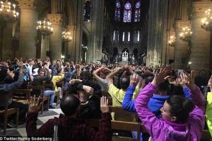 Au apărut PRIMELE IMAGINI cu atacatorul de la Notre Dame! Atenţie, IMAGINI cu un puternic impact emoţional (FOTO, VIDEO)