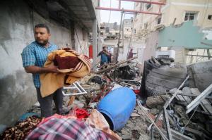 Peste 120.000 de oameni din Fâşia Gaza şi-au părăsit casele, din cauza războiului dintre Israel şi Hamas