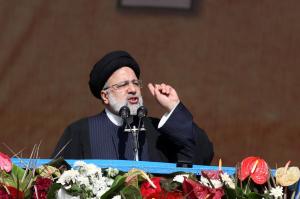 Incidente la aniversarea Revoluției din Iran. Hackerii au întrerupt discursul președintelui Ebrahim Raisi
