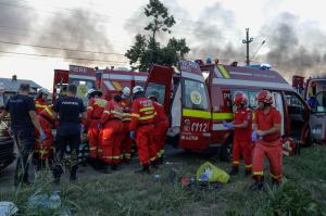 Explozie la stația GPL din Crevedia LIVE TEXT. Un mort și 46 de răniți, între care 8 intubați în stare gravă. Zeci de pompieri au ajuns la spital