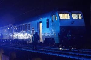Cinci muncitori, sfâşiaţi sub roţile trenului, în timp ce lucrau pe şina de cale ferată din Torino. Alte două persoane au fost rănite
