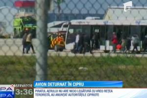 Alertă la bordul unui avion cu peste 60 de pasageri! O aeronavă deturnată a aterizat de urgenţă pe aeroportul din Larnaca