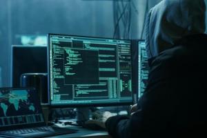 Mai multe site-uri, printre care cel al Guvernului şi cel al Ministerului Apărării, au fost atacate cibernetic