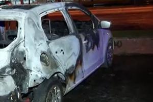 Mașină înghițită de flăcări, în București. Focul ar fi fost pus intenționat, povestesc martorii