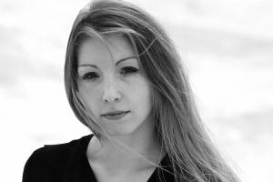 Bombardamentul din Kramatorsk: Scriitoarea ucraineană Victoria Amelina, în vârstă de 37 de ani, a murit la spital
