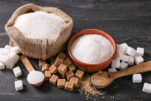 Un mare producător de zahăr ar putea impune restricții la vânzare, din cauza El Nino. Culturile de trestie, puternic afectate