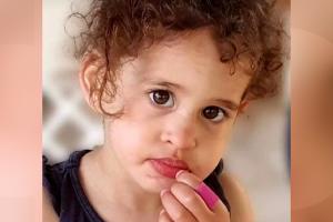 Abigail, fetiţa de 4 ani devenită simbolul războiului, eliberată din mâinile Hamas. Copila a fost luată ostatică după ce părinţii au fost ucişi în faţa ei